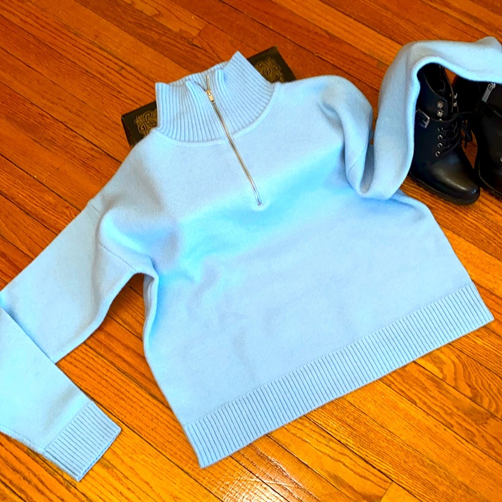 NWT Doublezero lovely large ..Powder blue zipper mock neck